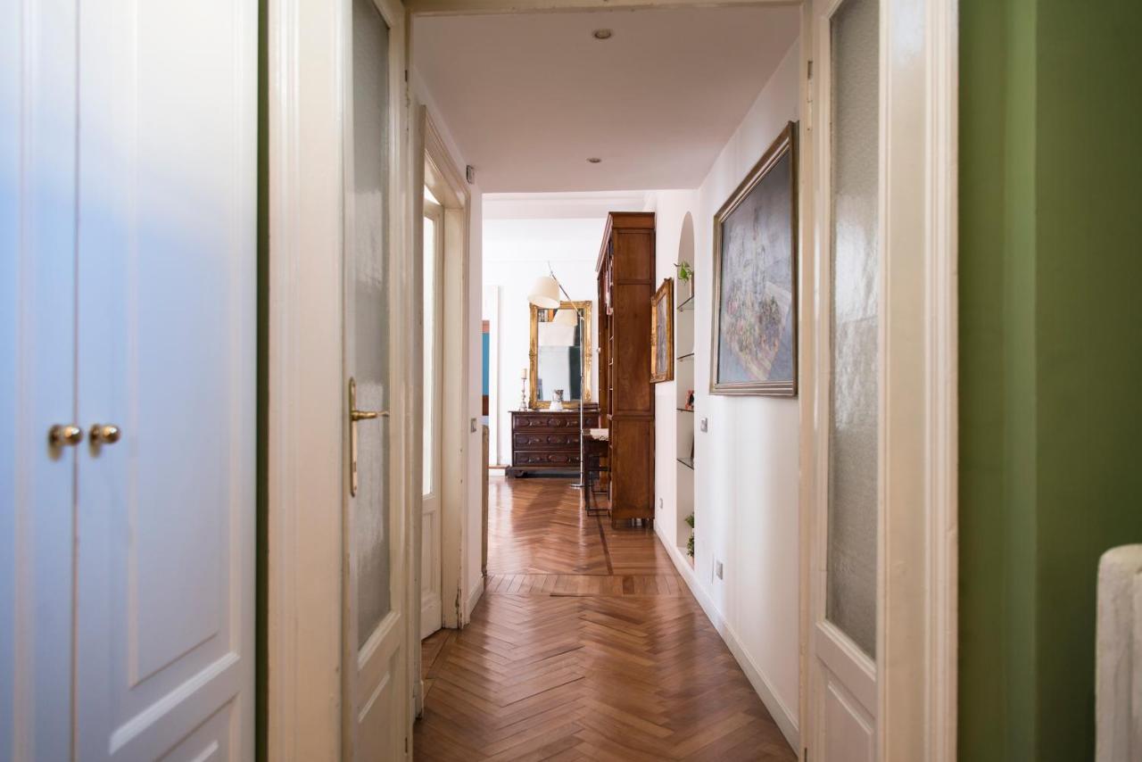 Sophisticated Apt Near Duomo Милан Экстерьер фото